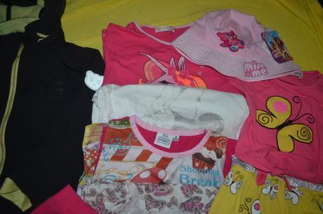 13ks dívčí oblečení v.116,soft.bunda,plavky,krať, 104–116