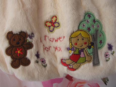 Pudrové dívčí šaty z umělé kožešinky annie, 68