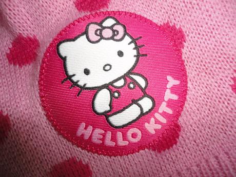 Jako nová dvojitá čepice sanrio, vel. 110/116, sanrio,110