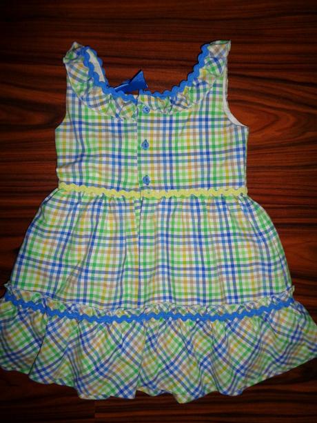 Krásné šaty - i jako slavnostní, 104