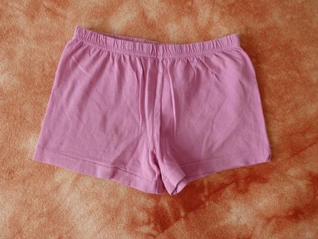 Pyžamko s kraťasy i dlouhými kalhotami 122/128, sanrio,122