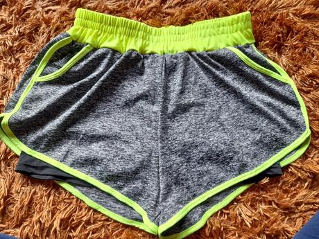 Kraťasy, šortky žluté holčičí na léto,sport, 152