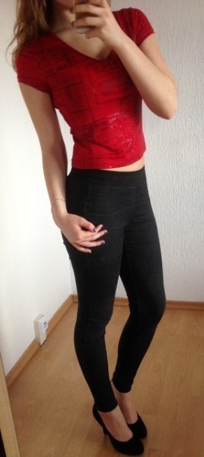 2 ks crop top, vel. s - m, s