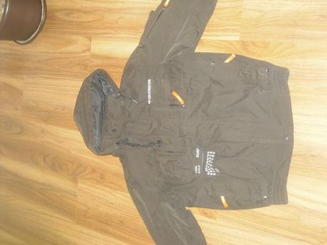 Chlapecká bunda, 164