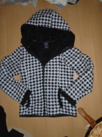 Kabátek chlupatka vel 7/8 let, 128