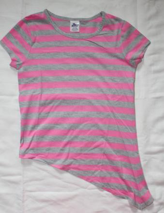 Op471. pruhovaná tričko 7-8 let, 128
