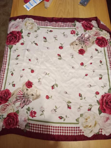 Šátek monalisa, 134