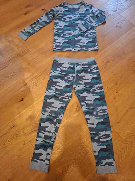 M&s pyžamko č.152, marks & spencer,152