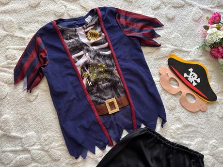 An15/ kostým pirát - v.7/8 let, 