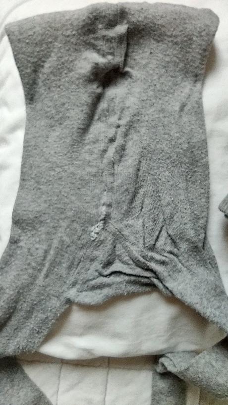 Troje šedé punčocháče, 116