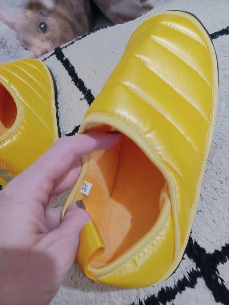 Žluté bačkory, baťa,37