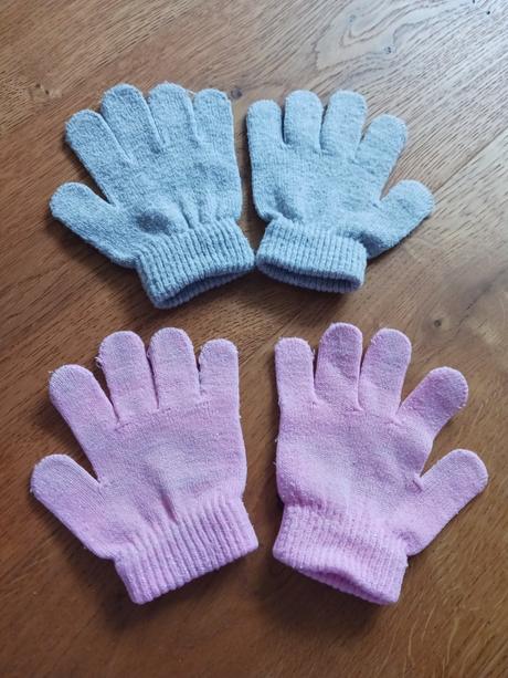 2x rukavičky 110/116, 110