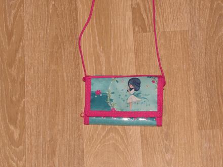 Dívčí peněženka, 