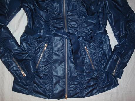 Luxusní tmavomodrý kabát, l