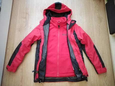 Bunda, jack wolfskin,140