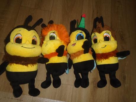 Plyšové včelky z billy, 