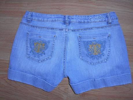 Šortky vel.l a 42                     2  kusy, refree,l