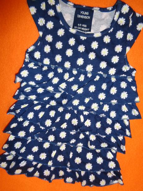 Krásná volánková kopretinová tunika, young dimension,98 / 110 / 116