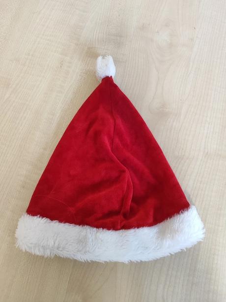 Vánoční čepička, 74