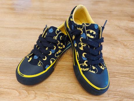 Plátěné tenisky, 32