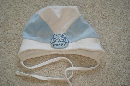 Sametová čepička, 68