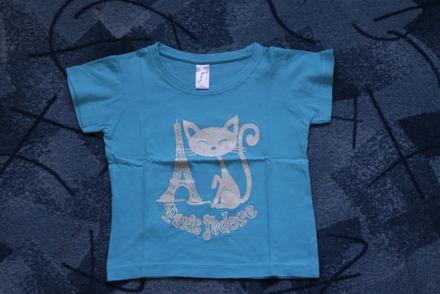 Holčičí tričko s eiffelovkou, 86