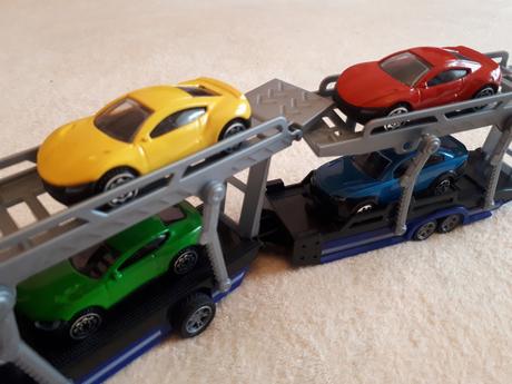 Autopřepravník + 4 autíčka,