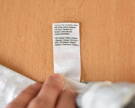 Džíny vel. 2 - 3 roky, river island,98