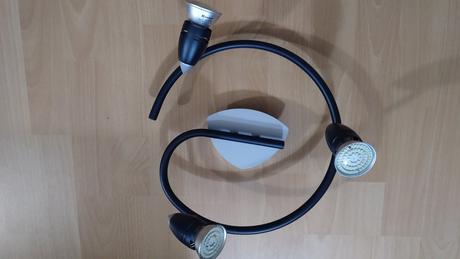 Stropní světlo + bodovka na zeď,