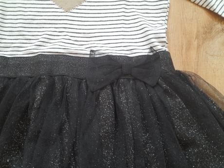 Šaty s týlovou sukní, převracecí flitry, caa,v.116, c&a,116