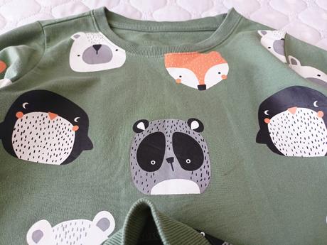 2x svetřík, 122/128, 122