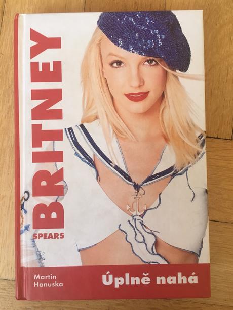 Kniha britney spears,