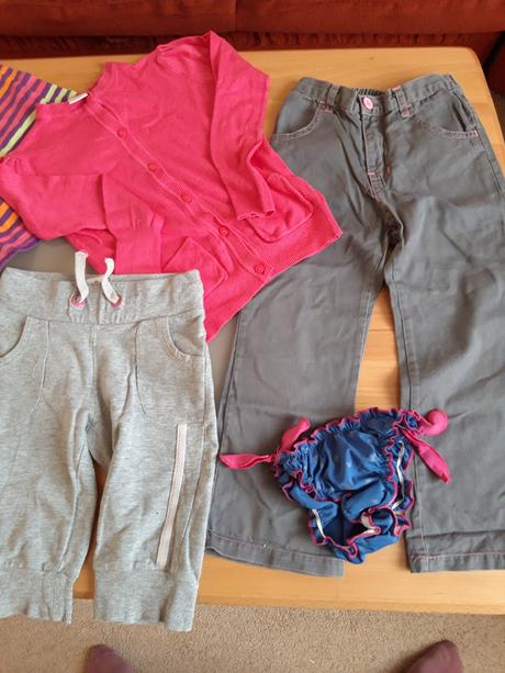 Balík oblečení vel. 86-92-98, 86–98