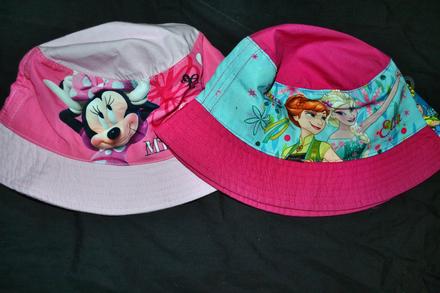 2x kvalitní plátěný klobouček,98-110, disney,98 / 104 / 110