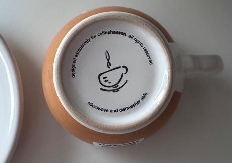 Starý hrnek s podšálkem na kafe lungo, 