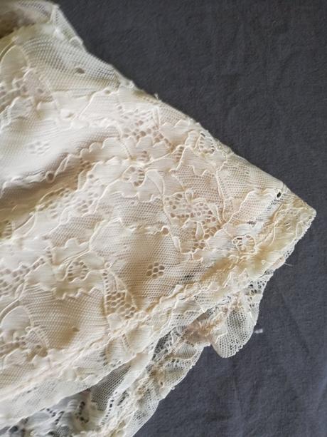 Letni krajkove saty s/m, s