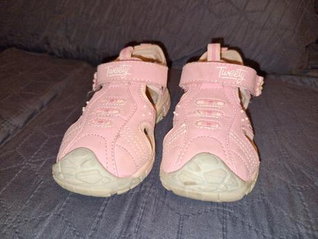 Letní dívčí sandálky tweety vel. 26, 26