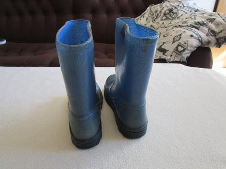 Modré gumovky, č. 27/28, vnitřní stélka cca 19 cm, 27