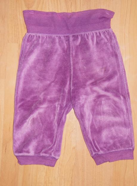 Dvoje tepláky, cherokee,74