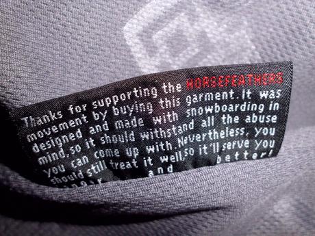 Prechod.bunda m, horsefeathers,m