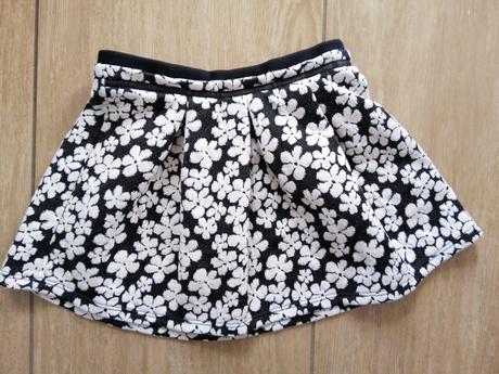 Sukně orchestea, 104