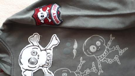 Dětská khaki mikina s lebkama, halloween, vel.110, 104