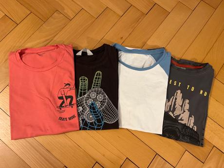 Mix triček, reserved,158