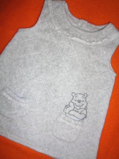 Nádherné teplejší sametové šaty - medvídek pú, george,68