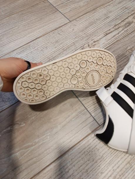 Bílé tenisky 33, adidas,33