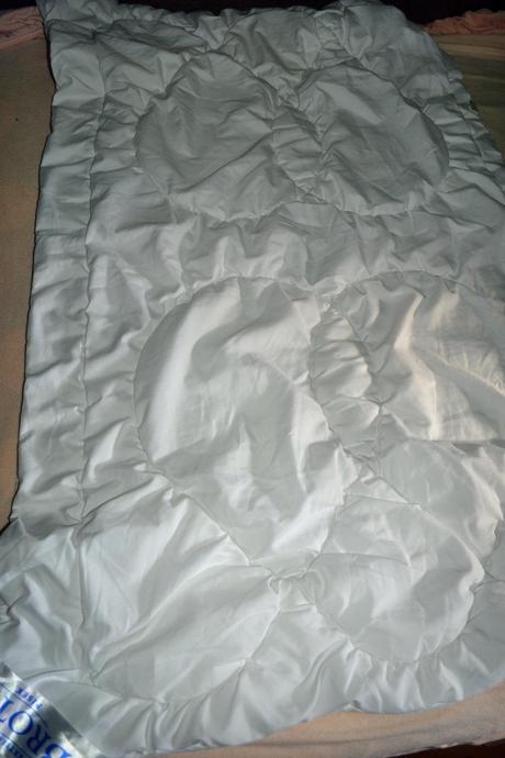 Dětská prošívaná přikrývka,český výrobek,130x90, šířka (cm): 90,délka (cm): 130