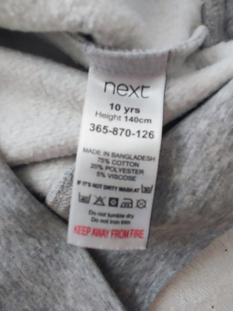 Vánoční mikina 140-146, 140