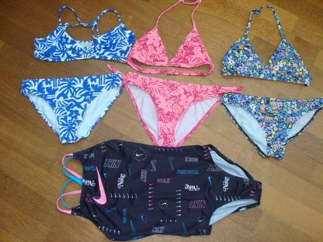 Prodávám dívčí plavky, 11-12 let, decathlon,146