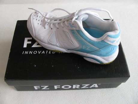 Sálová badmintonová sportovní obuv,