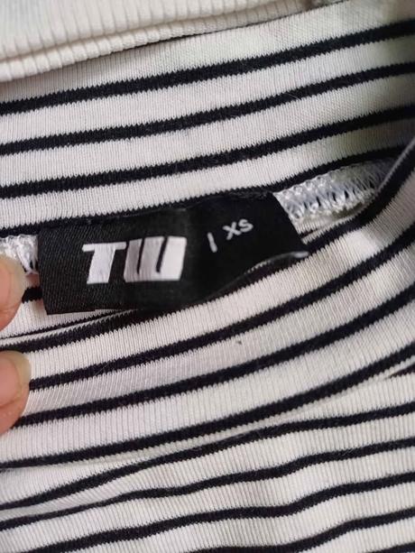 4x crop top vel xs, xs